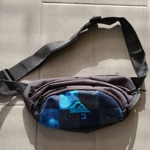Quicksilver  Fanny Pack